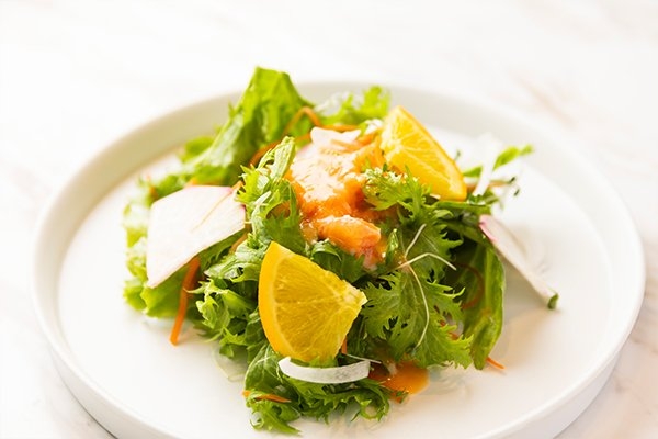 管理栄養士が監修した20品目のビタミンサラダ