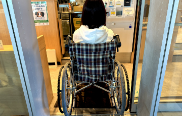 ラーメンWalkerキッチン 店内 車椅子でも利用可能です