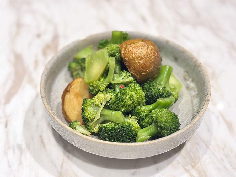 野菜嫌いの子どもも食べる!「ブロッコリーのニンニクソース」