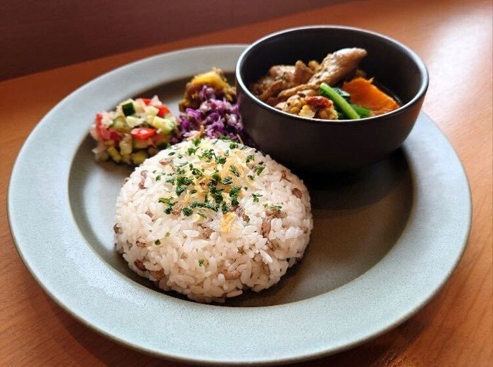 博淑屋のサムゲタンキットで作る参鶏湯スープカレー