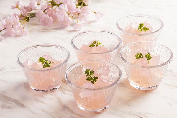 桜と白桃のゼリー