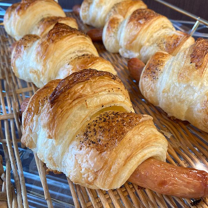 ベーカリー 三日月