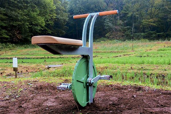 アートベンチ写真展〜「遊べるバイクベンチ」が三ケ島に生まれるまで〜