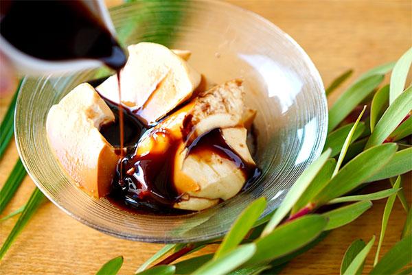 豆花(トウファ)と烏龍茶香る黒糖シロップ