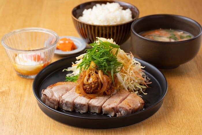 あっぷるとんのハニージンジャーポーク定食