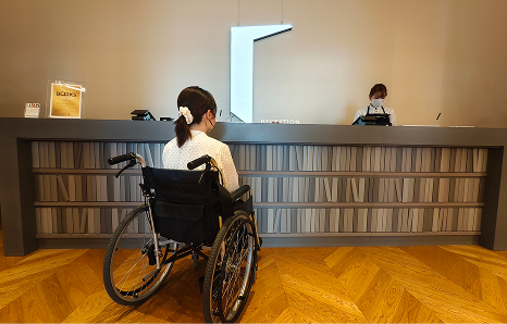 IN THE LIBRARY hotel and books TOKOROZAWAの入口