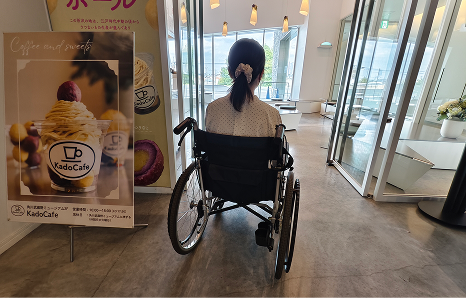 KadoCafeの入口