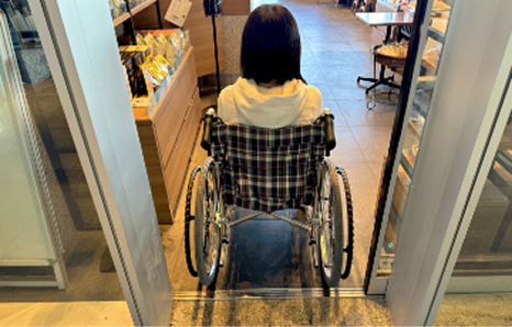 タリーズコーヒーの入口